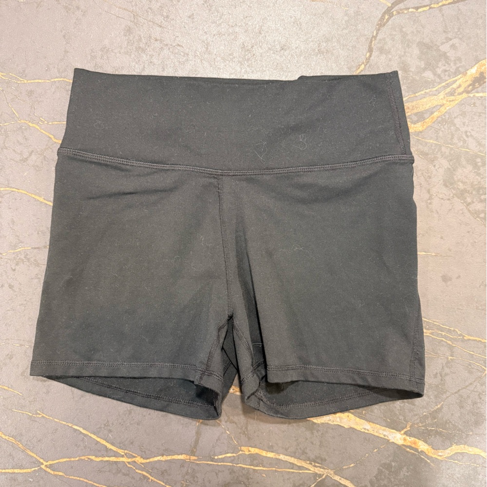 Fabletics Charcoal Gray power hold Shorts - size small
